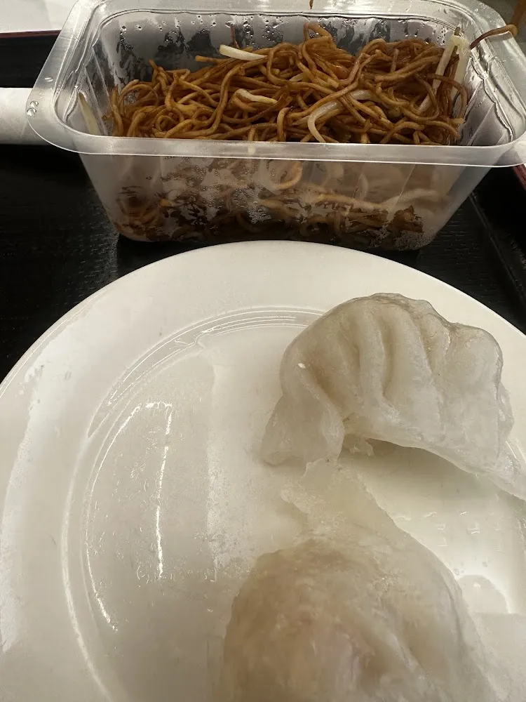 Nouilles Et Raviolis Aux Crevettes